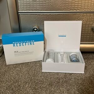 RODAN & FIELDS Redefine AMP MD System